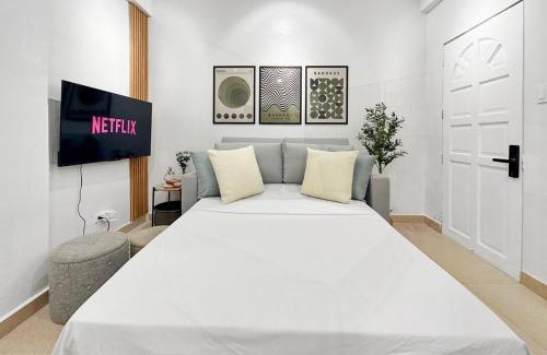 Manoc-Manoc Apartamento | Family Apartment By The Beach with Kitchen Netflix Station 3 Beachfront