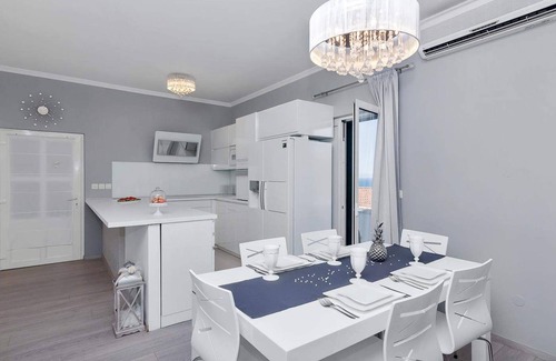 Vrpolje Apartamento | Family apartment in center of city