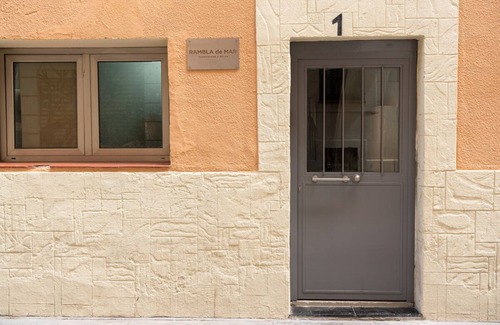 Gothic Quarter Apartamento | Family Apartment - Rambla de Mar