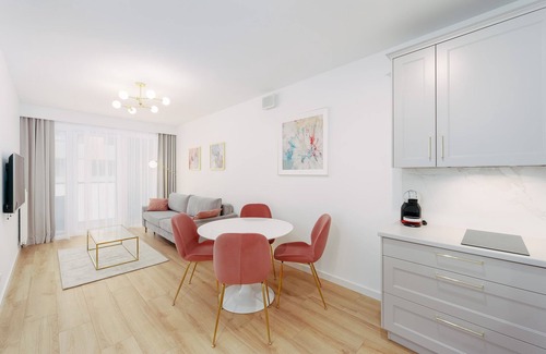 West Pomeranian Voivodeship Apartamento | Family apartment with swimming pool, saunas, 5 minutes from the beach