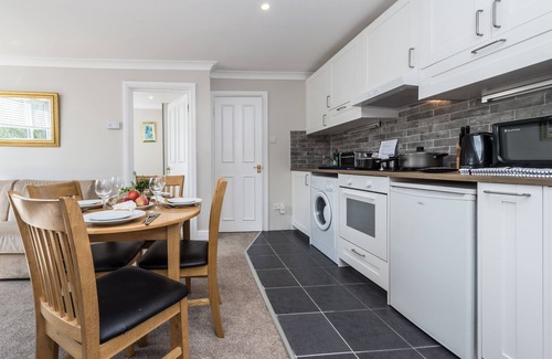 Brondesbury Park Apartamento | Family apt,sleeps up to 6 people,parking on street,12 minutes by tube to Centre!