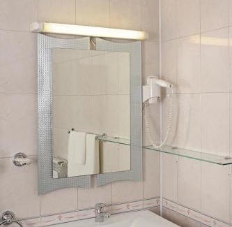 Vratsa Hotel | Family Art-Hotel Zora