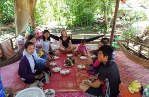 Banan Casa | Family Batcave Homestay