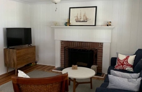 Old Lyme Casa | Family Beach Cottage