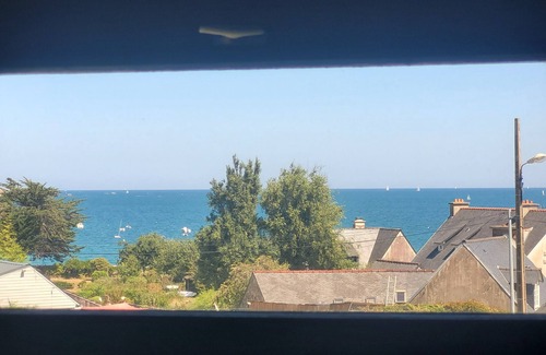 Ploubazlanec Casa | Family beach house