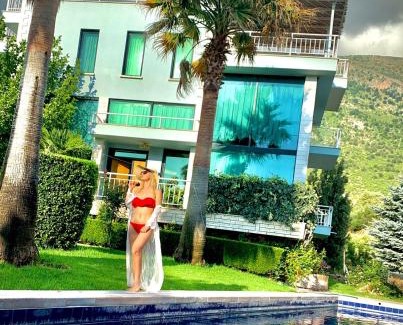 Tragjas Villa | Family Beach Swimming Pool Villa Luanit