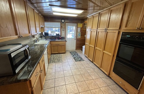 Bijou Park Casa | Family Cabin Near the Lake