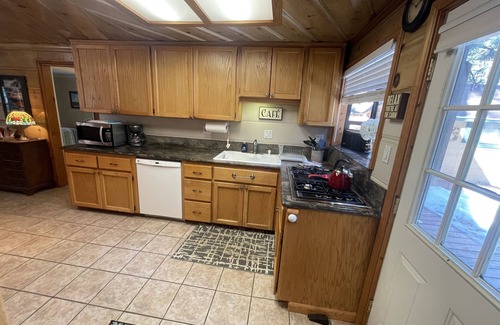 Bijou Park Casa | Family Cabin Near the Lake