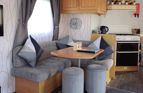 Chapel Saint Leonards Chalet De Esquí | Homely 3 bedroom caravan at Chapel st Leonard's
