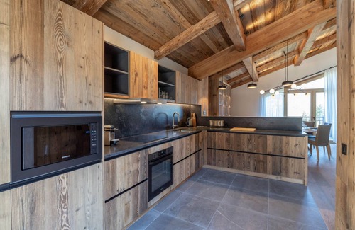 Le Praz Chalet De Esquí | Chalet familiar con piscina y sauna cerca de las pistas en Courchevel