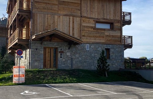 Le Praz Chalet De Esquí | Chalet familiar con piscina y sauna cerca de las pistas en Courchevel