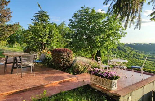 Petrovaradin Cabaña | Family cottage with Heated Pool & Vineyard views