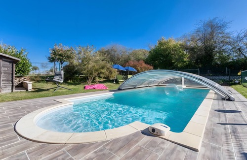 Noyant-Villages Apartamento | Family Cottage in the Countryside