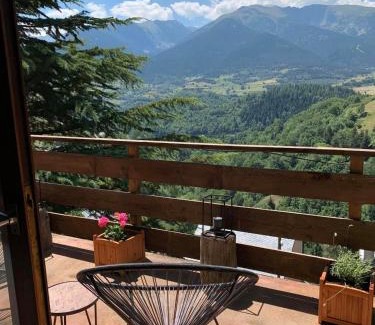 Sauto Chalet De Esquí | Family Cottage with a View