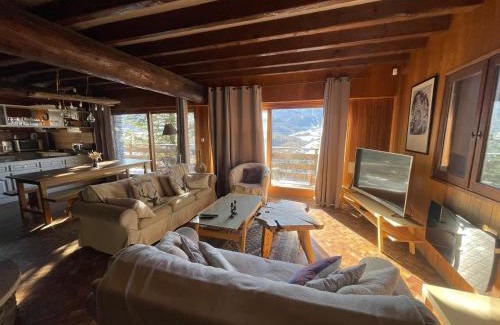 Sauto Chalet De Esquí | Family Cottage with a View