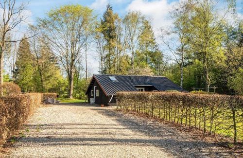 Arrild Ferieby Casa | Family Cottage with Terrace and Lawn