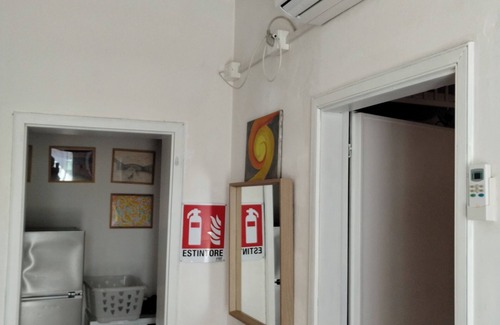 Padova Apartamento | Family; double bed + 1 twin bed or 3 twin beds; balcony; park free easy front