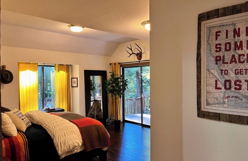 Pescadero Cabina | Family escape w/ sauna nestled in the redwoods, near beaches, hiking, cycling
