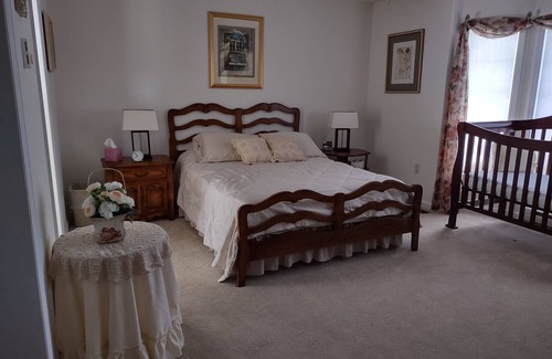 Timberville Otro | Family Farm with Mountain Views