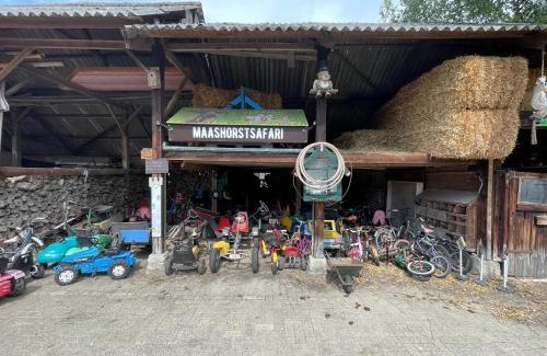 Uden Casa | Family Farmhouse with go-karts