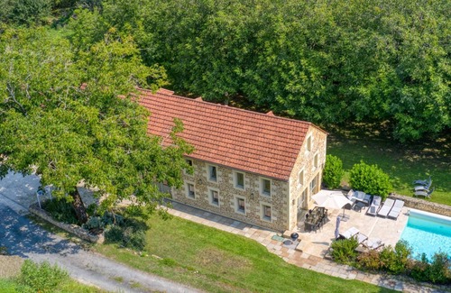 Cenac-et-Saint-Julien Cabaña | Espaciosa casa rural con piscina privada y servicios completos en el corazón del Périgord Negro