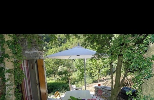 Saint-Andre-de-Valborgne Casa | Family home in the heart of nature