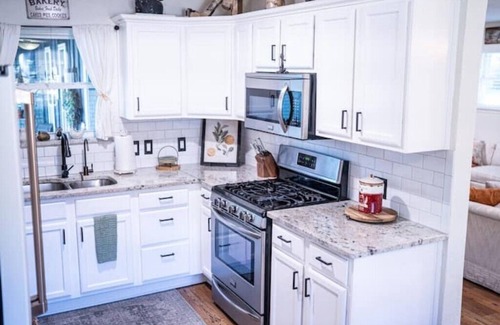 North Richland Hills Casa | Family friendly w/ huge yard 15 min from ATT stadium Stockyards, airport