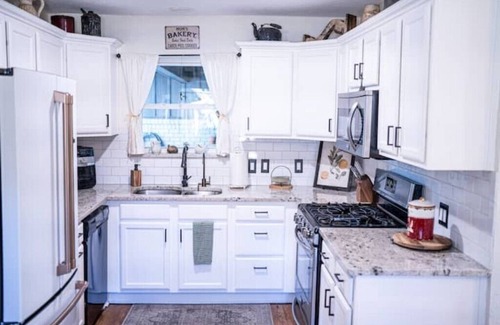 North Richland Hills Casa | Family friendly w/ huge yard 15 min from ATT stadium Stockyards, airport