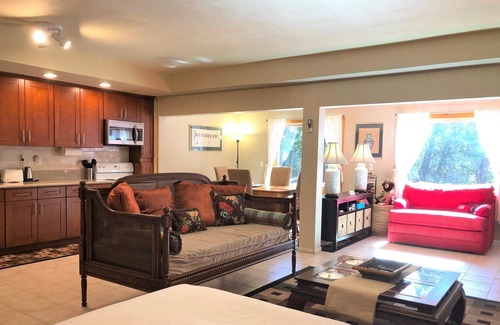 Idyllwild Apartamento | Family friendly, Full Kitchen, EV Charger Level 2, A/C, Easy Parking, Fireplace