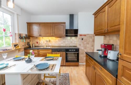 Dreieich Casa | Family-Friedndly Home with Large Garden &BBQ Grill
