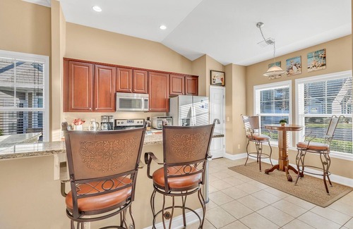 North Myrtle Beach Casa | Family friendly spacious Barefoot townhome w/ neighborhood pool & 4 golf courses