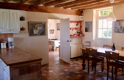 Prunay-Cassereau Otro | Family-friendly farm house, pool & tennis court, with large garden, near Loire