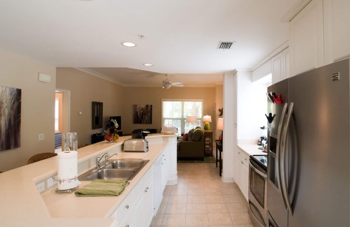 North Forest Beach Condominio | Precios actualizados para llenar semanas abiertas.