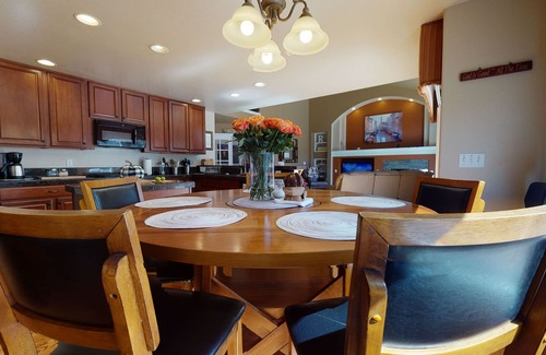 Northgate Casa | Family-Friendly Home with Hot Tub & Close to USAFA