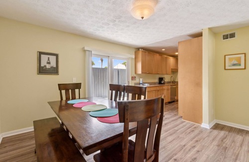 Fernandina Beach Casa | Family-Friendly Townhome with Pool, Tennis & Short Walk to Beach