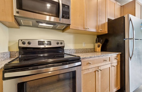 Fernandina Beach Casa | Family-Friendly Townhome with Pool, Tennis & Short Walk to Beach