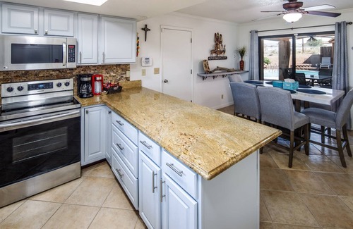 Lake Havasu City Casa | Family Friendly Oasis w/ Pool & BBQ
