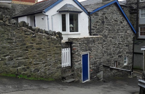 Barmouth Casa | Cabaña familiar construida en piedra de 1711 en el centro de la ciudad