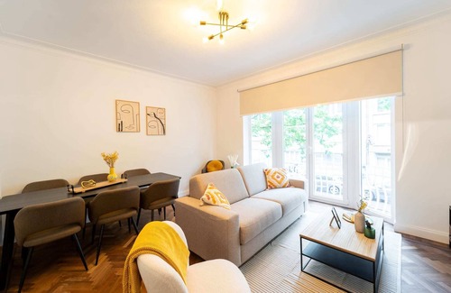 Statiekwartier Apartamento | Family-Friendly 2-Bedroom Apartment in Antwerp