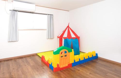 Shinsekai Casa | Family-Friendly 200 sqm House Tsutenkaku Tower 22ppl