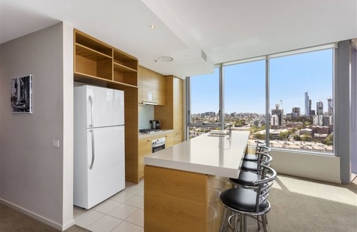 Docklands Apartamento | Family friendly 2br 2bath with large terrace close to CBD & Marvel Stadium