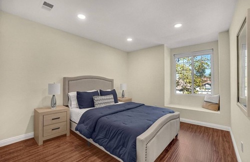 Rialto Casa | Family Friendly 3 Bedroom House in Rialto