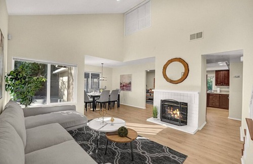 Rialto Casa | Family Friendly 3 Bedroom House in Rialto