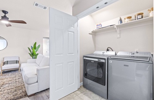 West Arlington Apartamento | Family-Friendly 3-BR, 10 Min from AT&T Stadium