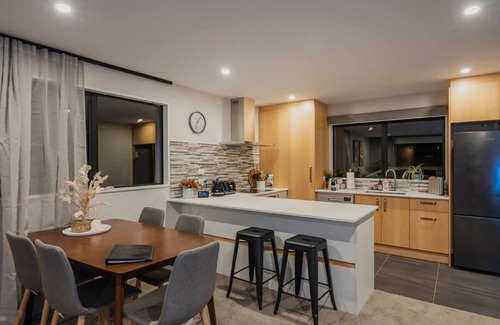 Riccarton Casa | Family-Friendly 3BR | Games Room & Patio