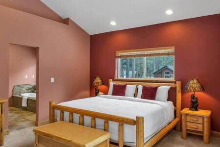 Kings Beach Casa | Family Friendly 3BD-Next to Beach & Ski Resort