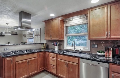 Wellesley Casa | Family-friendly 3BR House