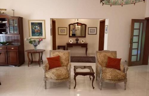 Lahore Villa | Family Friendly 3BR Home DHA Phase 8 Prime location