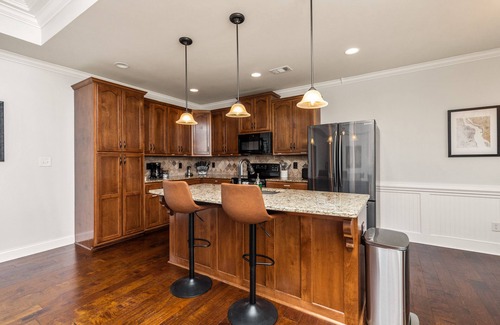 Kathleen Casa | AtHome+1 Stay | Family Friendly 3BR | Kathleen