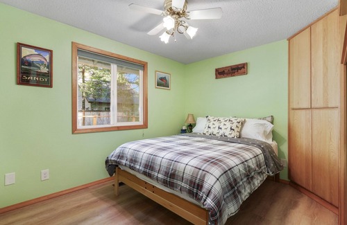 Brightwood Casa | Family friendly 3BR 2.5BA home near Sandy River